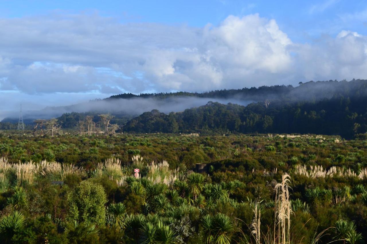 Manuka Views - Close To Thermal Hot Pools Kaukapakapa Esterno foto